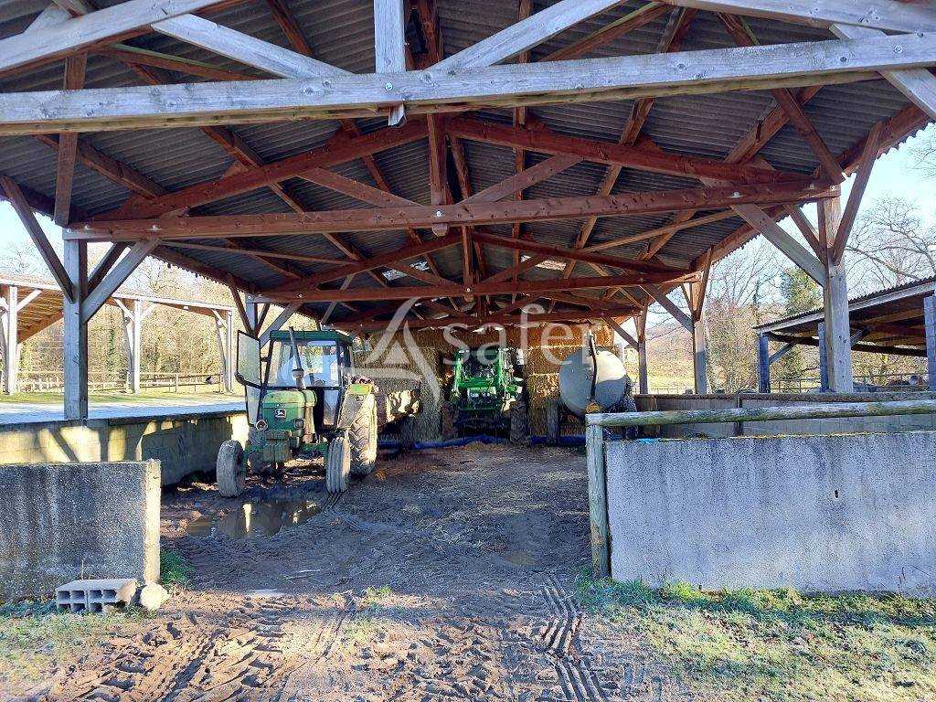 Proprietà equestre In vendita Haute-Vienne