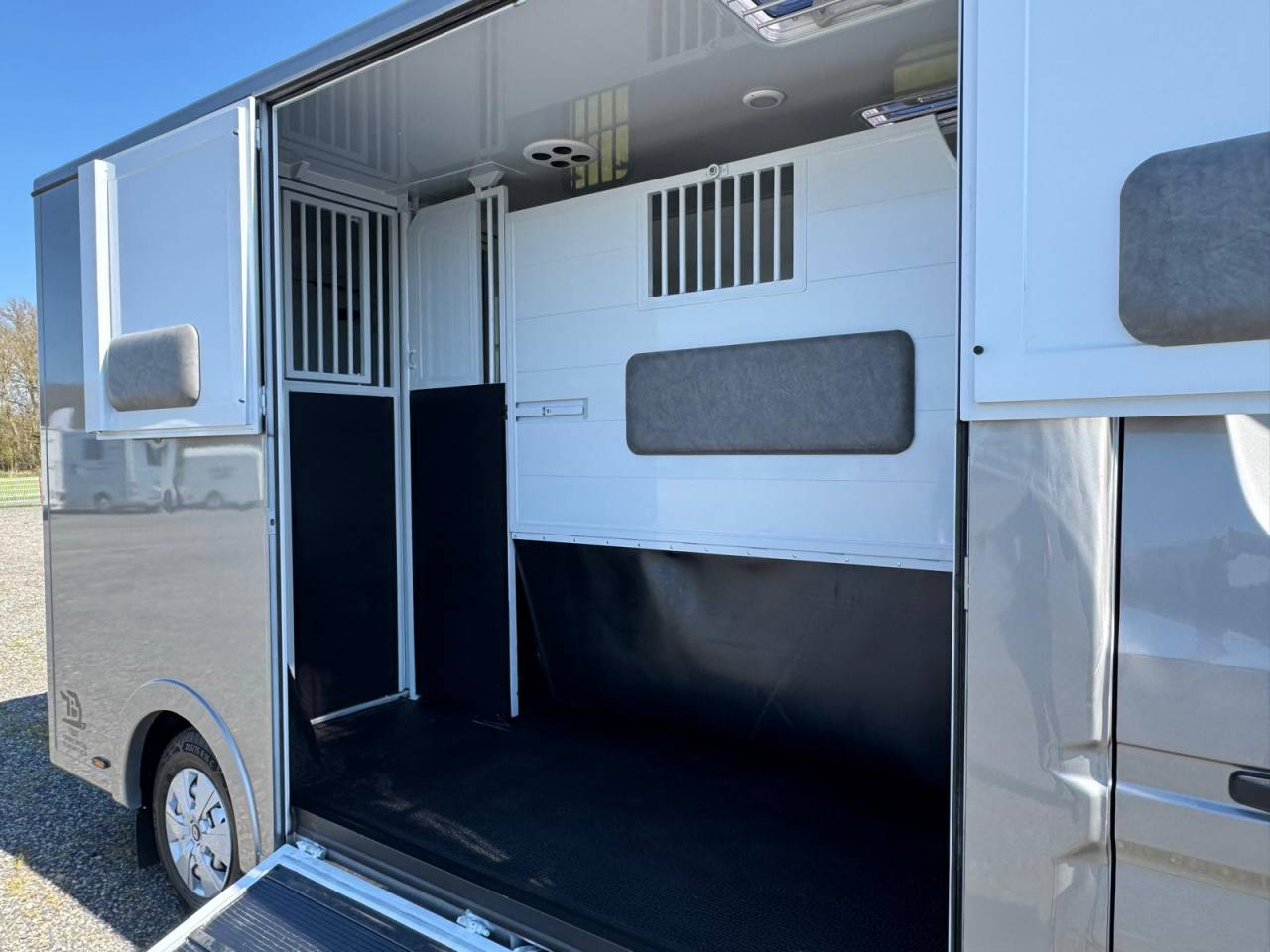 Van per Cavalli TBST Renault Master 2025 Nuovo