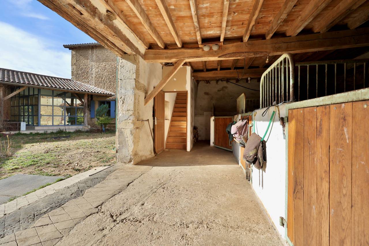 Proprietà equestre In vendita Drôme