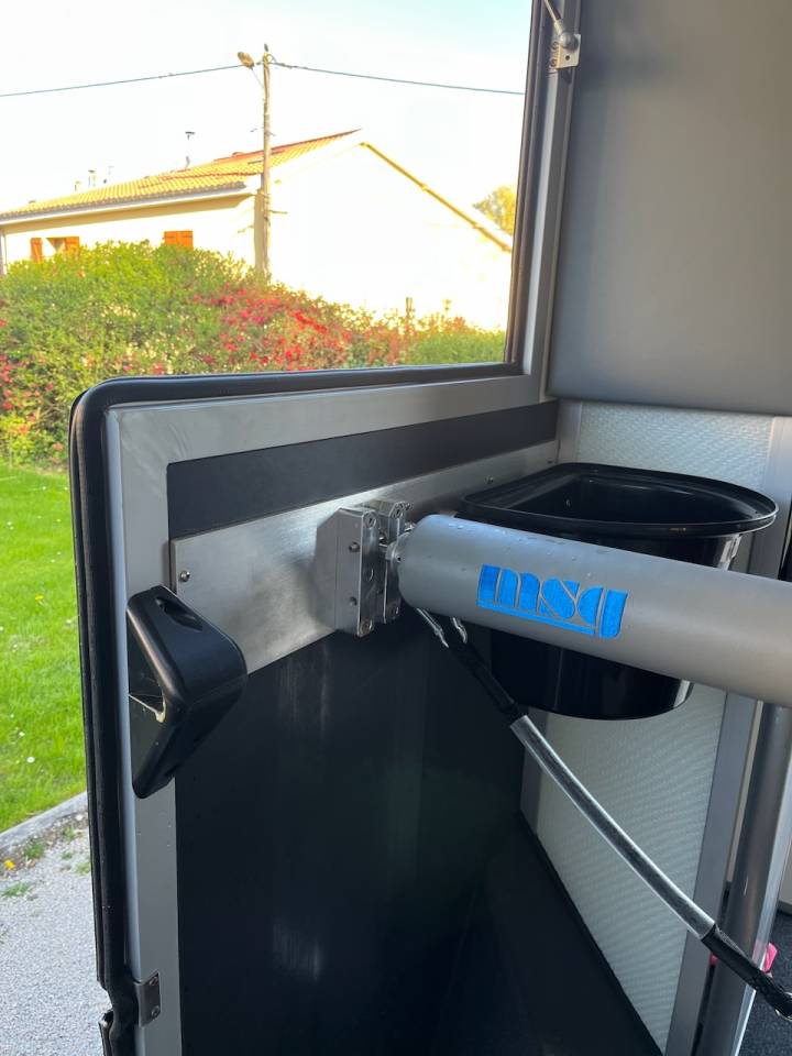 Van per Cavalli Altra marca NISSAN 0 Nuovo