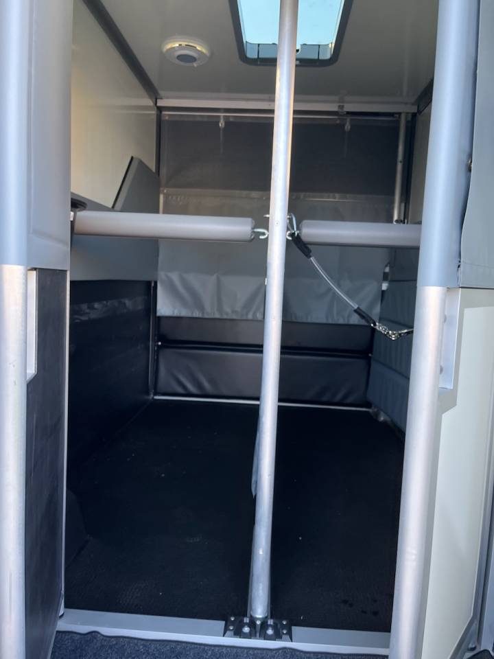 Van per Cavalli Altra marca NISSAN 0 Nuovo