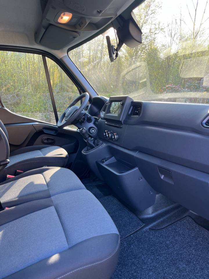 Van per Cavalli Altra marca NISSAN 0 Nuovo