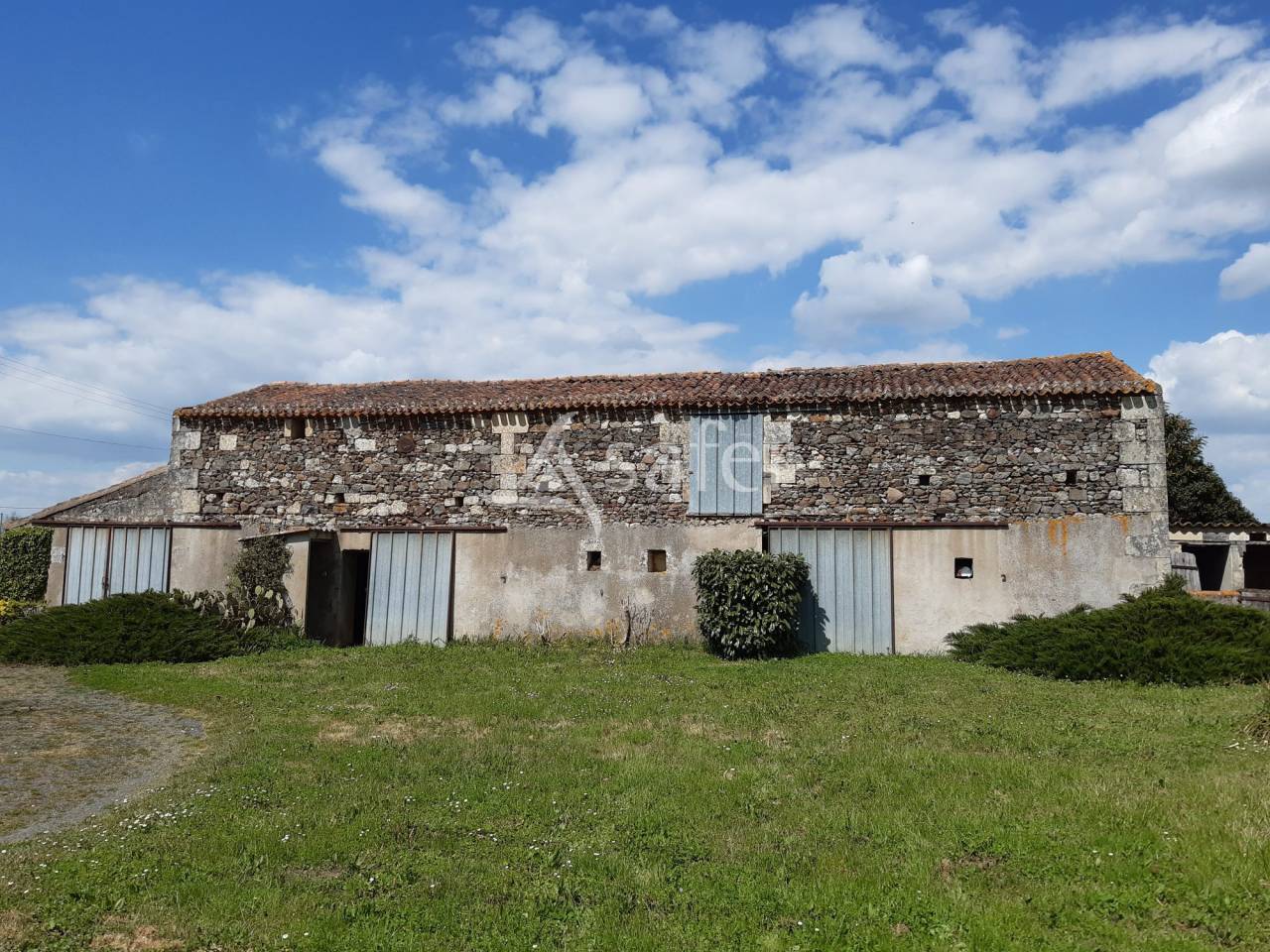 Azienda agricola In vendita Deux-Sèvres