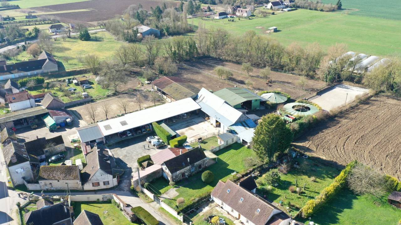 Scuderia per proprietari In vendita Yonne