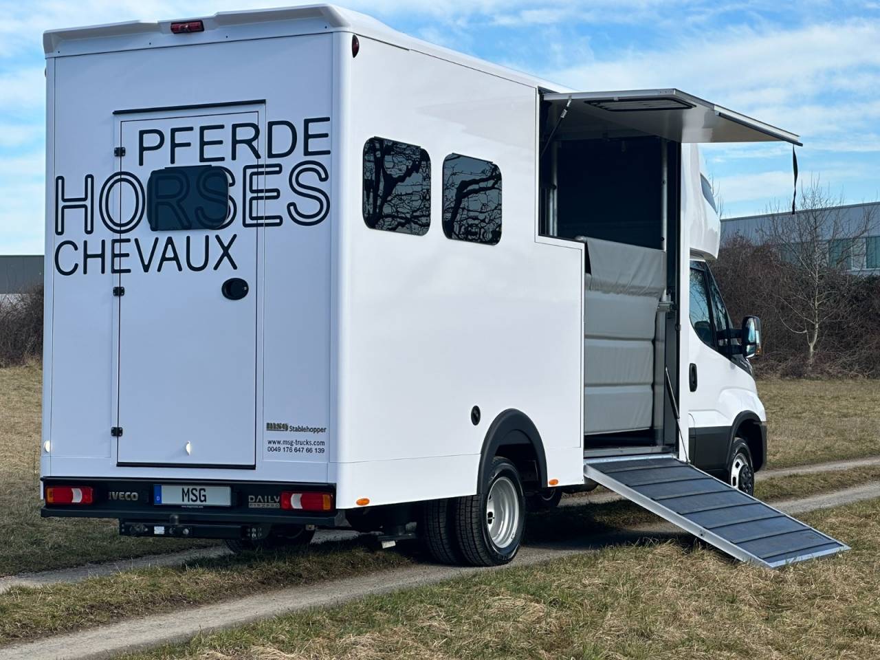 Camion per Cavalli Iveco IVECO 0 Nuovo