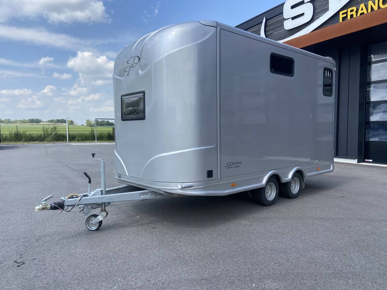 Van per Cavalli Anka  2022 Occasione