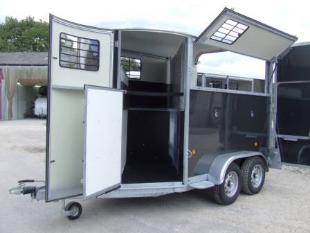 Trailer Fautras Oblic 2 2 Cavalli 2025 Nuovo