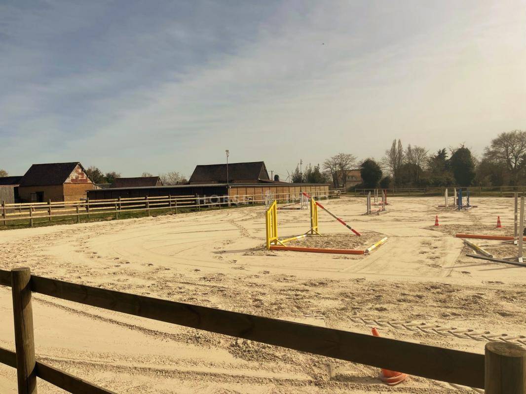 Centro di stagione cavallo In vendita Eure