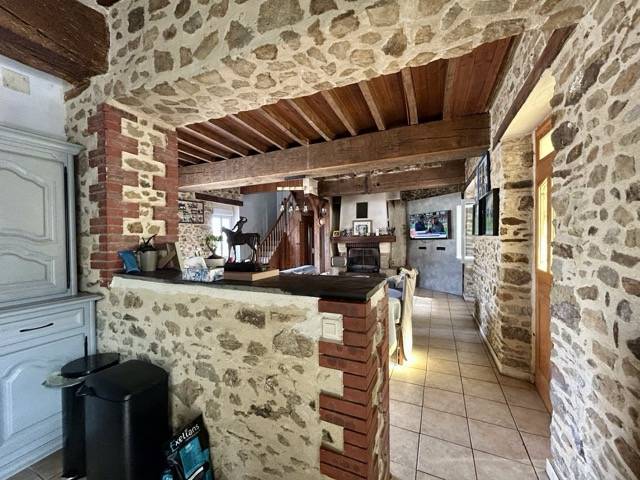 Scuderia di corsa In vendita Mayenne