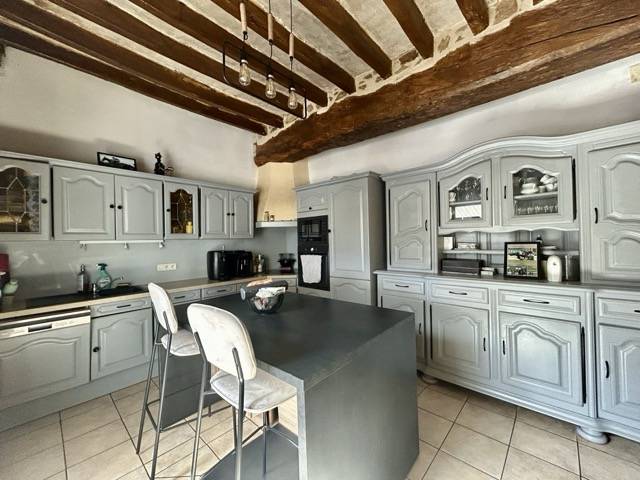 Scuderia di corsa In vendita Mayenne