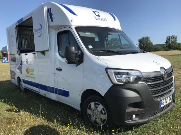 Van per Cavalli Theault Proteo  2022 Occasione