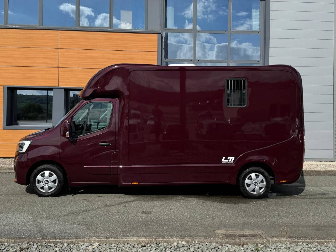 Van per Cavalli Krismar MASTER THEAULT 3 PLACES 2021 Occasione