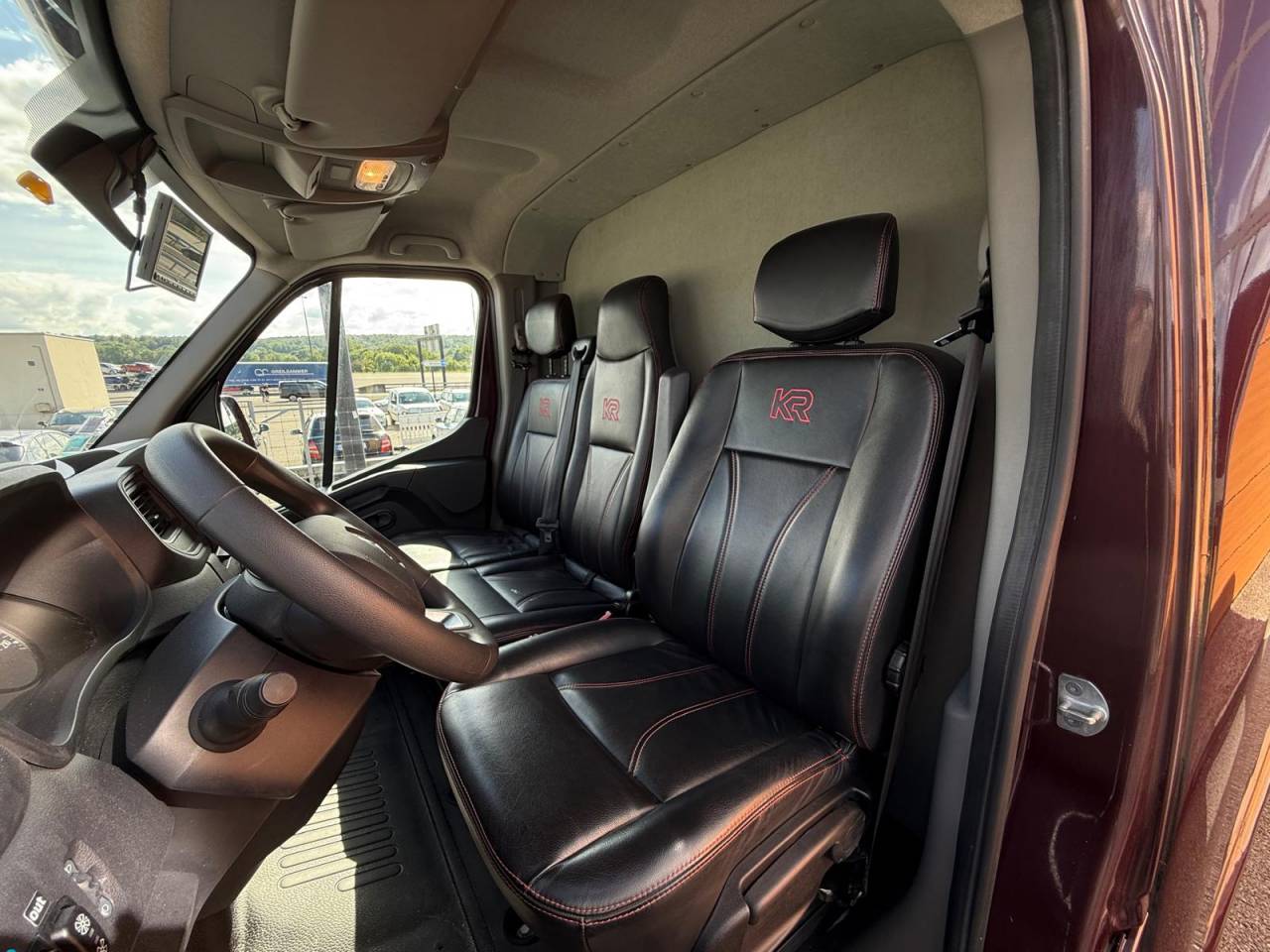 Van per Cavalli Krismar MASTER THEAULT 3 PLACES 2021 Occasione