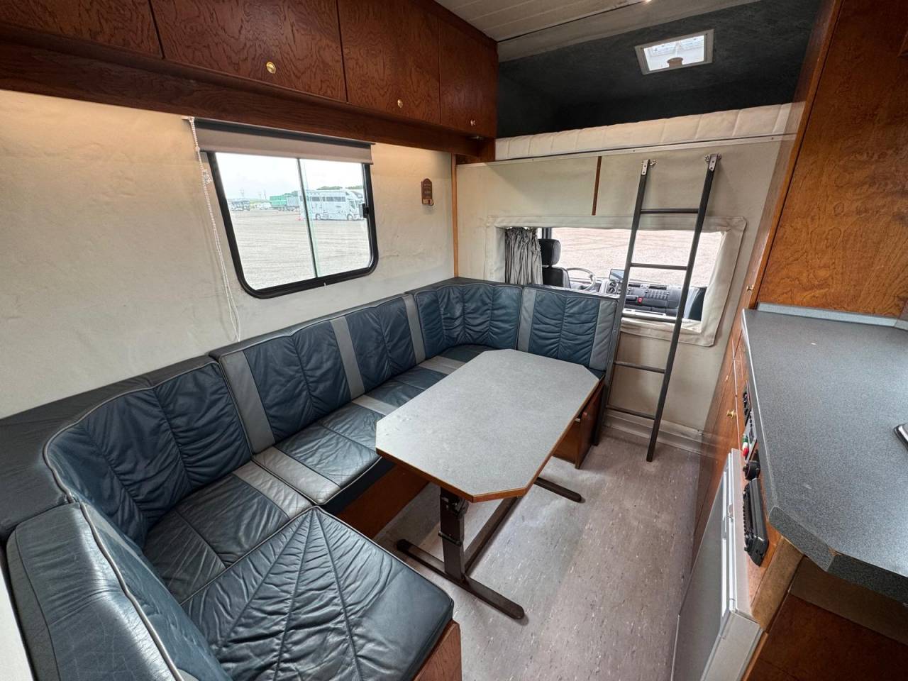 Camion per Cavalli Mercedes MERCEDES 2000 Occasione