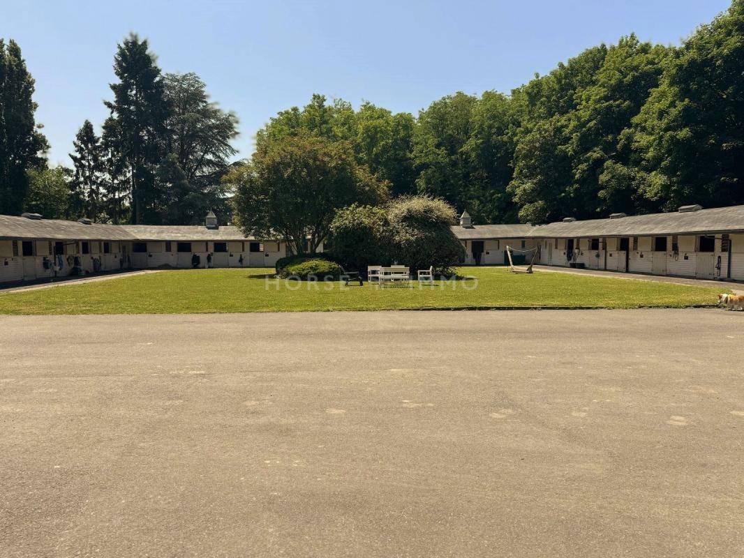 Centro di stagione cavallo In vendita Seine-et-Marne