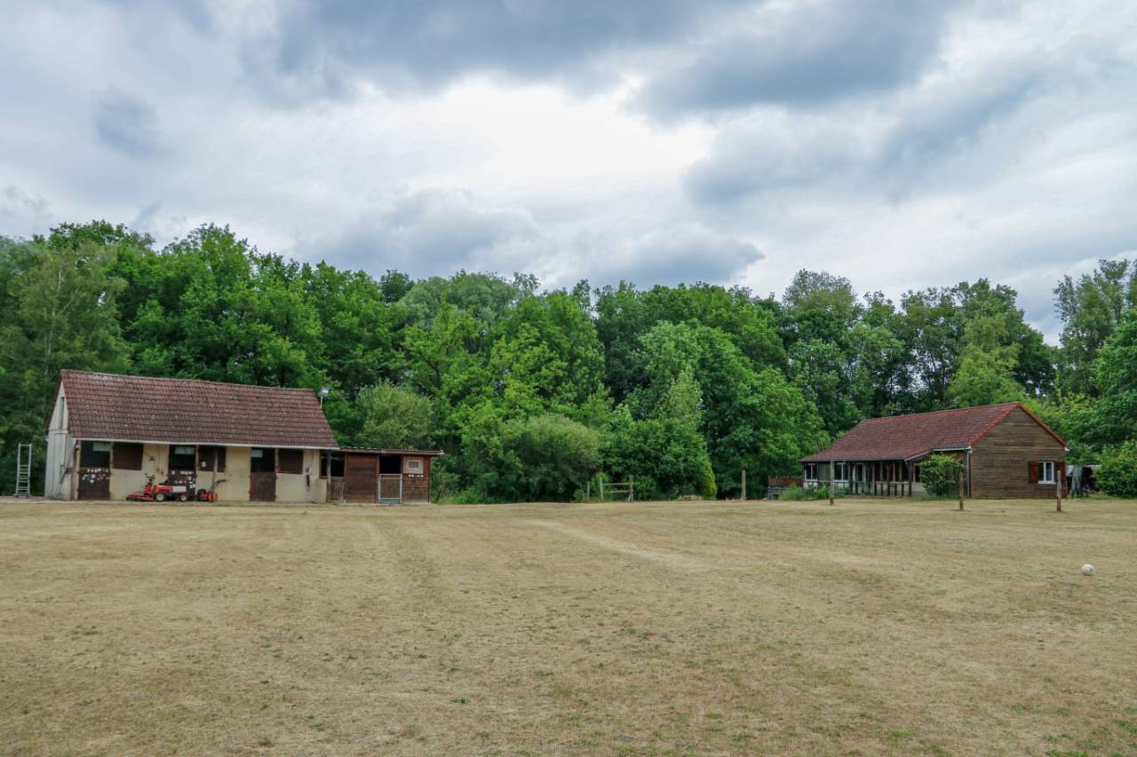 Proprietà equestre In vendita Cher