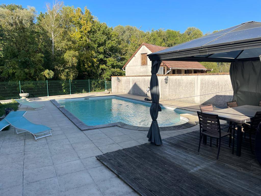 Proprietà equestre In vendita Cher