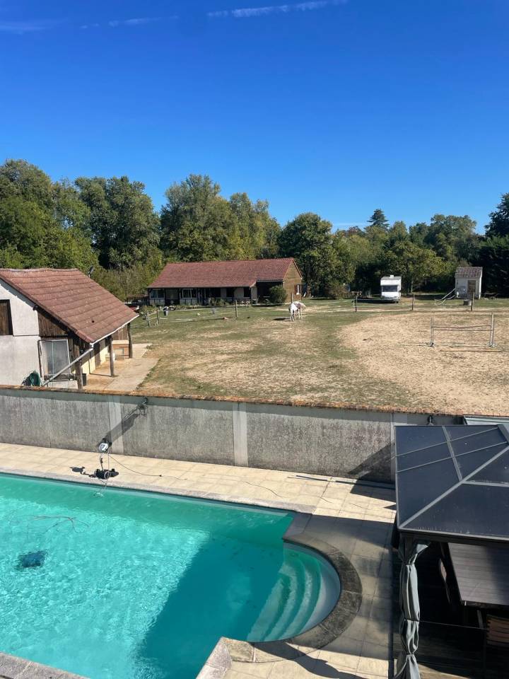 Proprietà equestre In vendita Cher