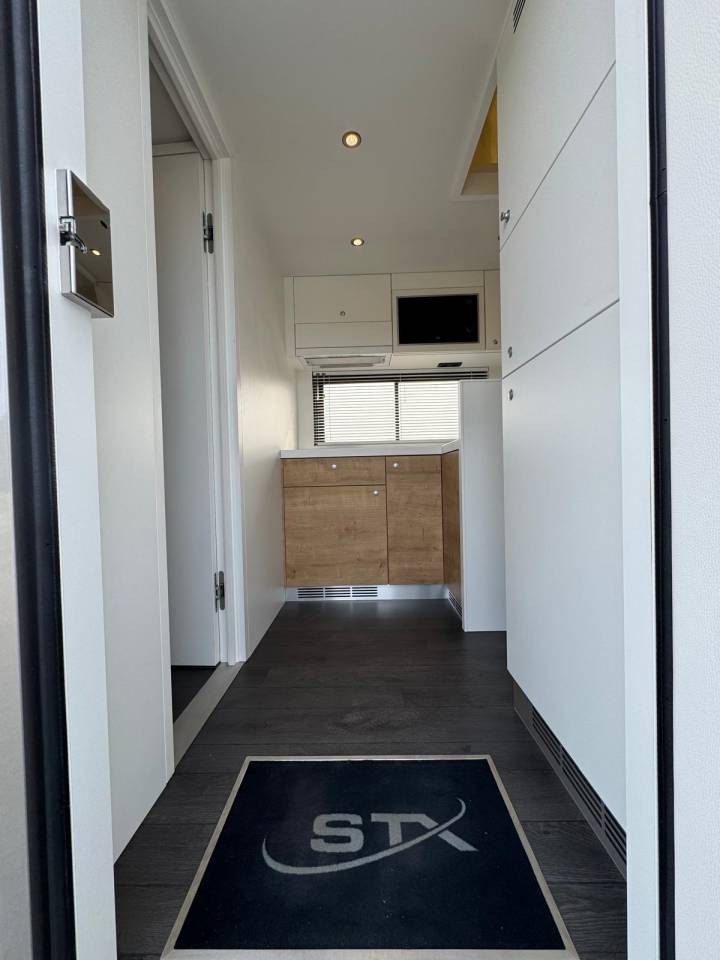 Camion per Cavalli STX SCANIA 2020 Occasione