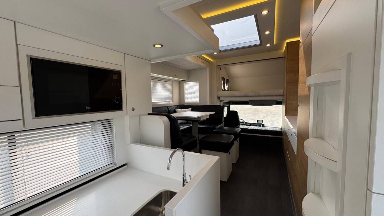 Camion per Cavalli STX SCANIA 2020 Occasione