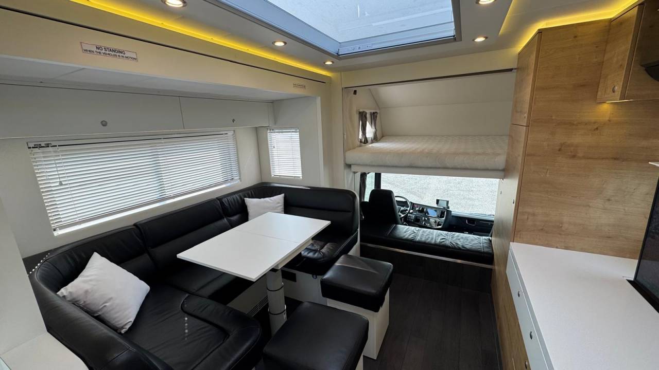 Camion per Cavalli STX SCANIA 2020 Occasione