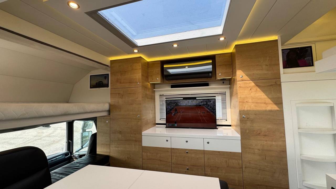 Camion per Cavalli STX SCANIA 2020 Occasione