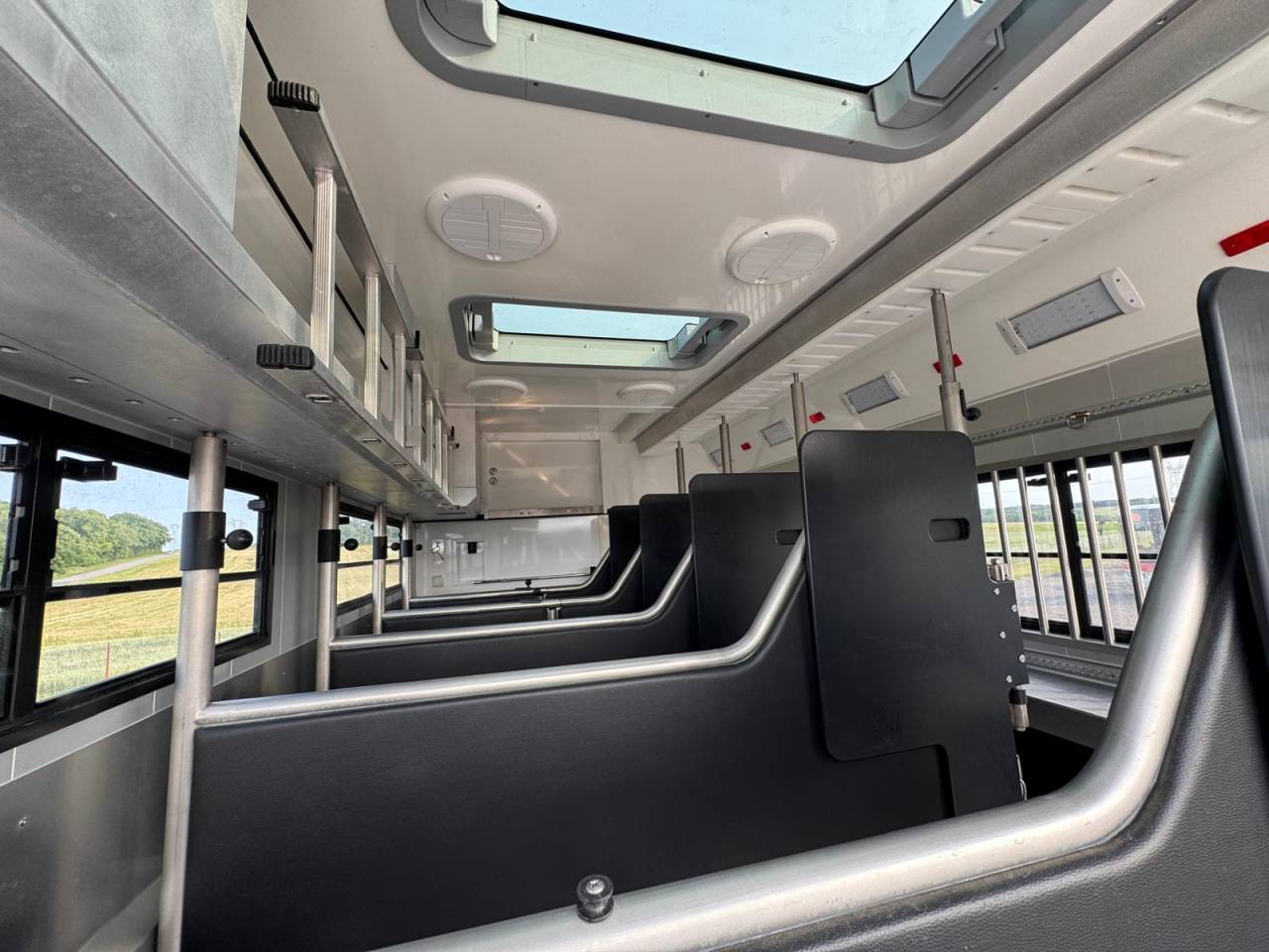 Camion per Cavalli STX SCANIA 2020 Occasione