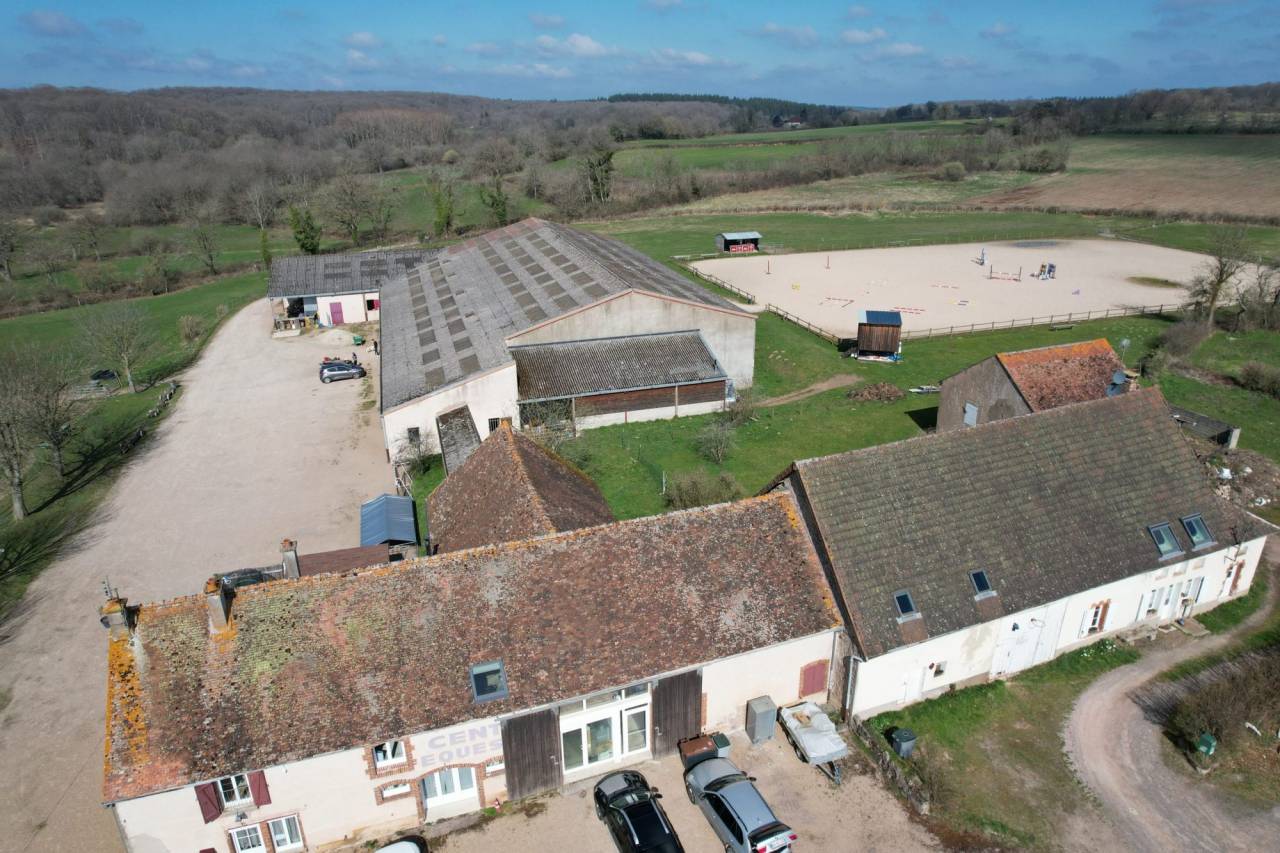 Alloggio equestre In vendita Nièvre