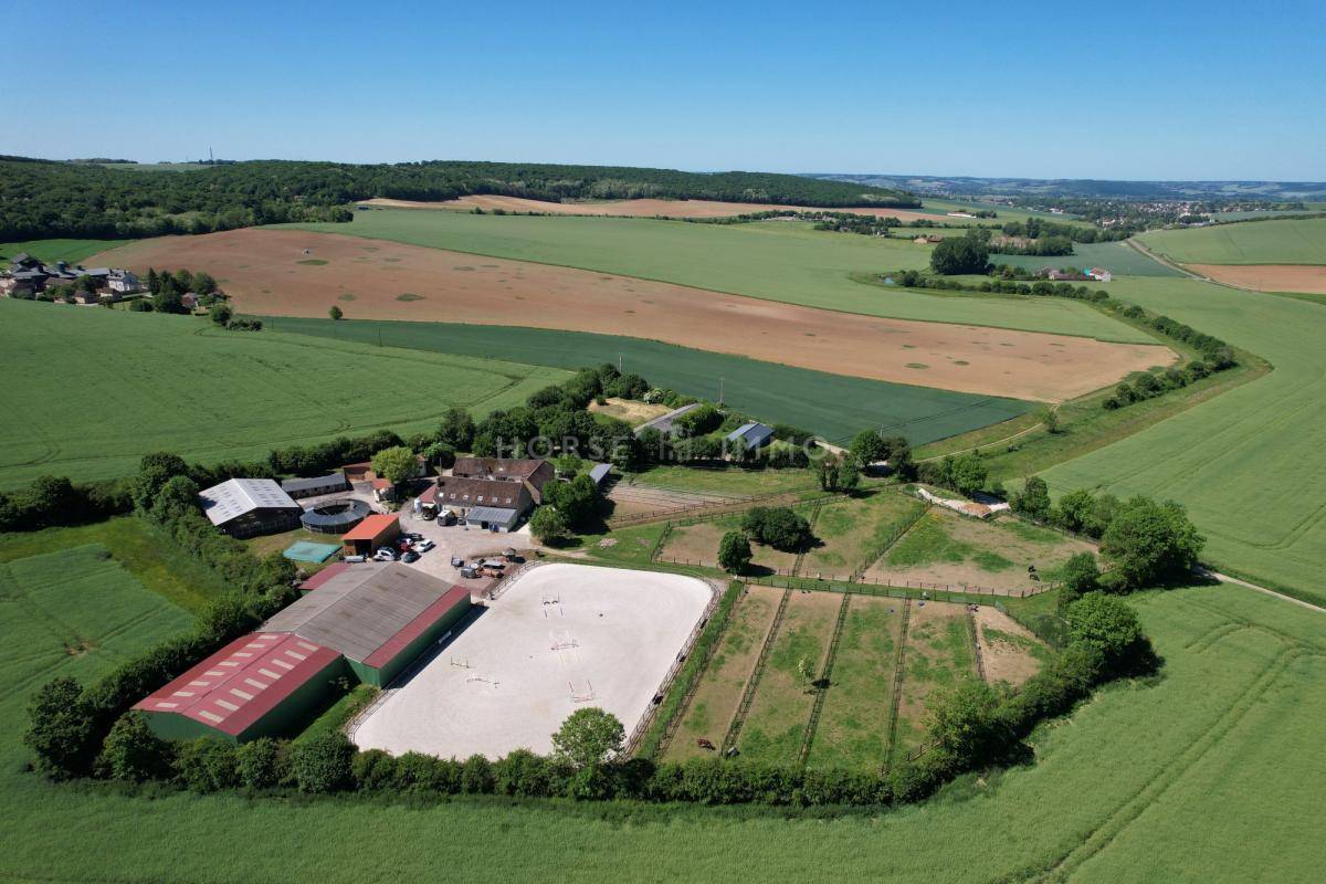 Centro di stagione cavallo In vendita Yonne