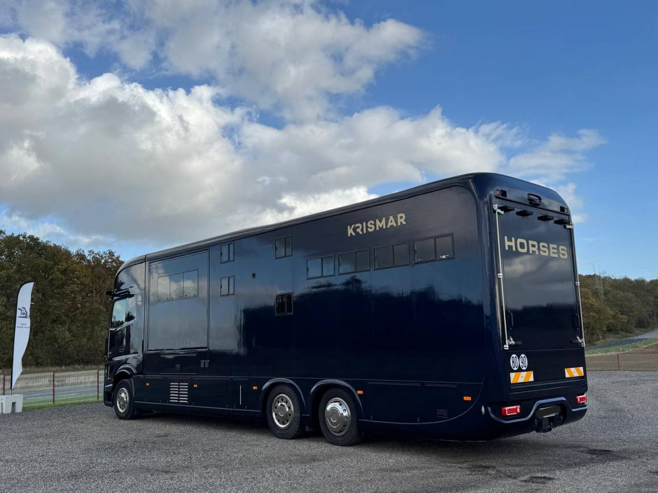 Camion per Cavalli Krismar MERCEDES 2021 Occasione