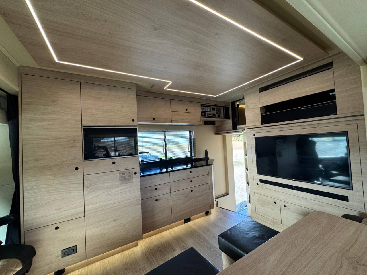 Camion per Cavalli Krismar MERCEDES 2021 Occasione