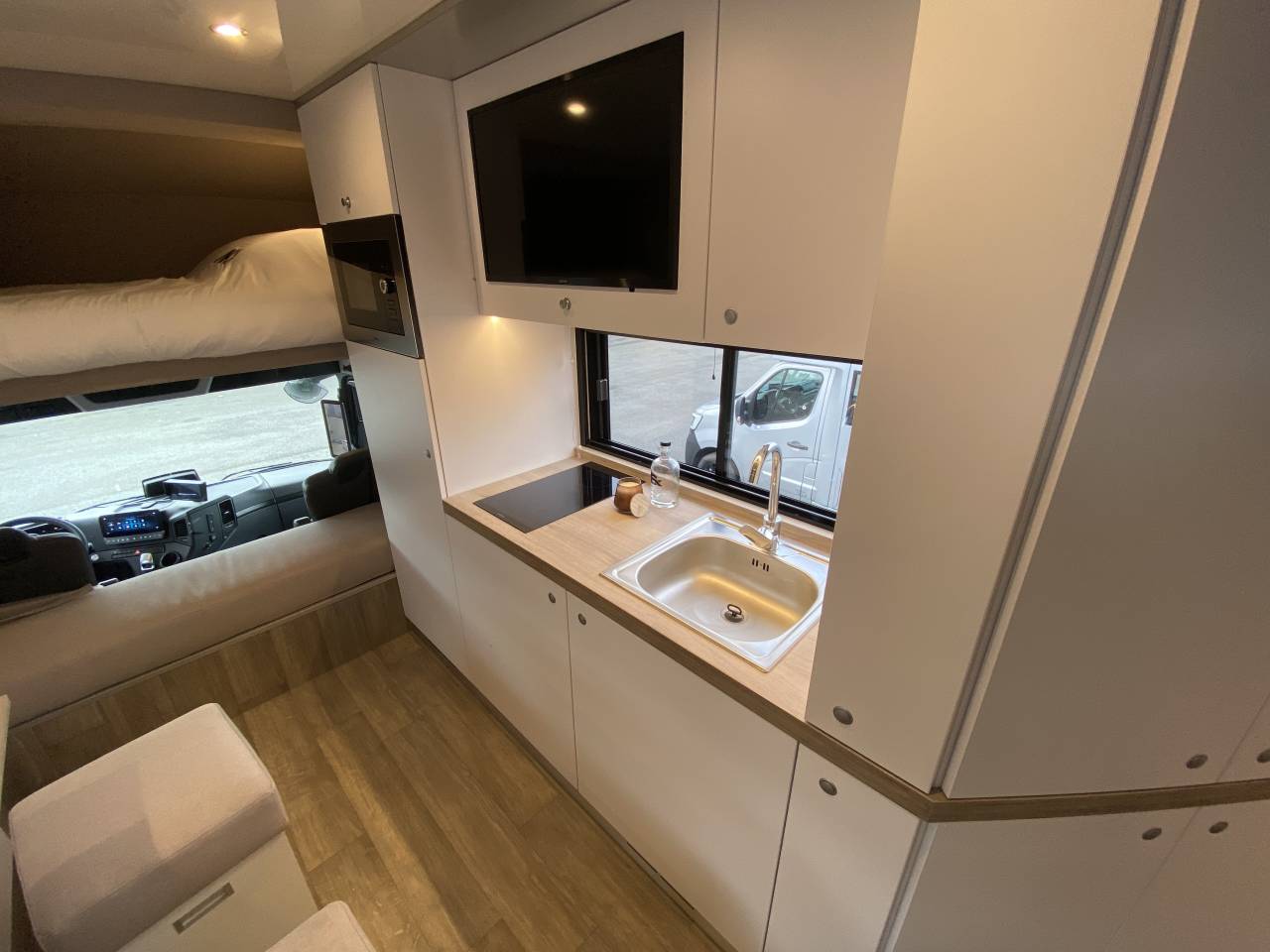 Camion per Cavalli AKX  2025 Nuovo