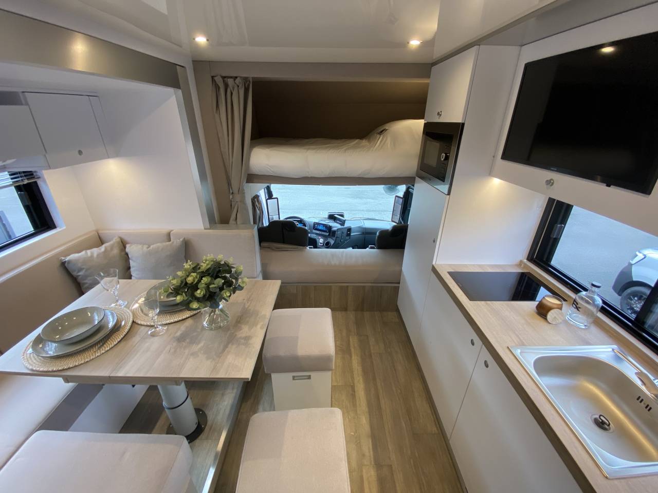 Camion per Cavalli AKX  2025 Nuovo