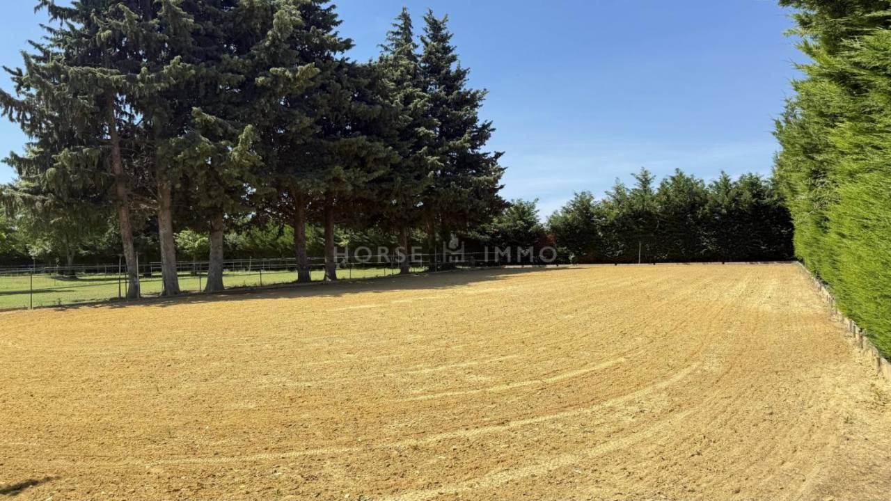 Propriet&agrave; equestre In vendita Gard