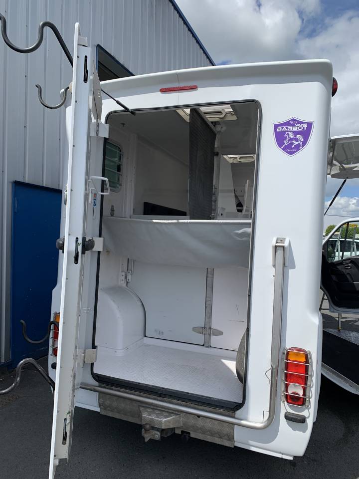 Van per Cavalli Barbot NISSAN NV 400 2022 Occasione