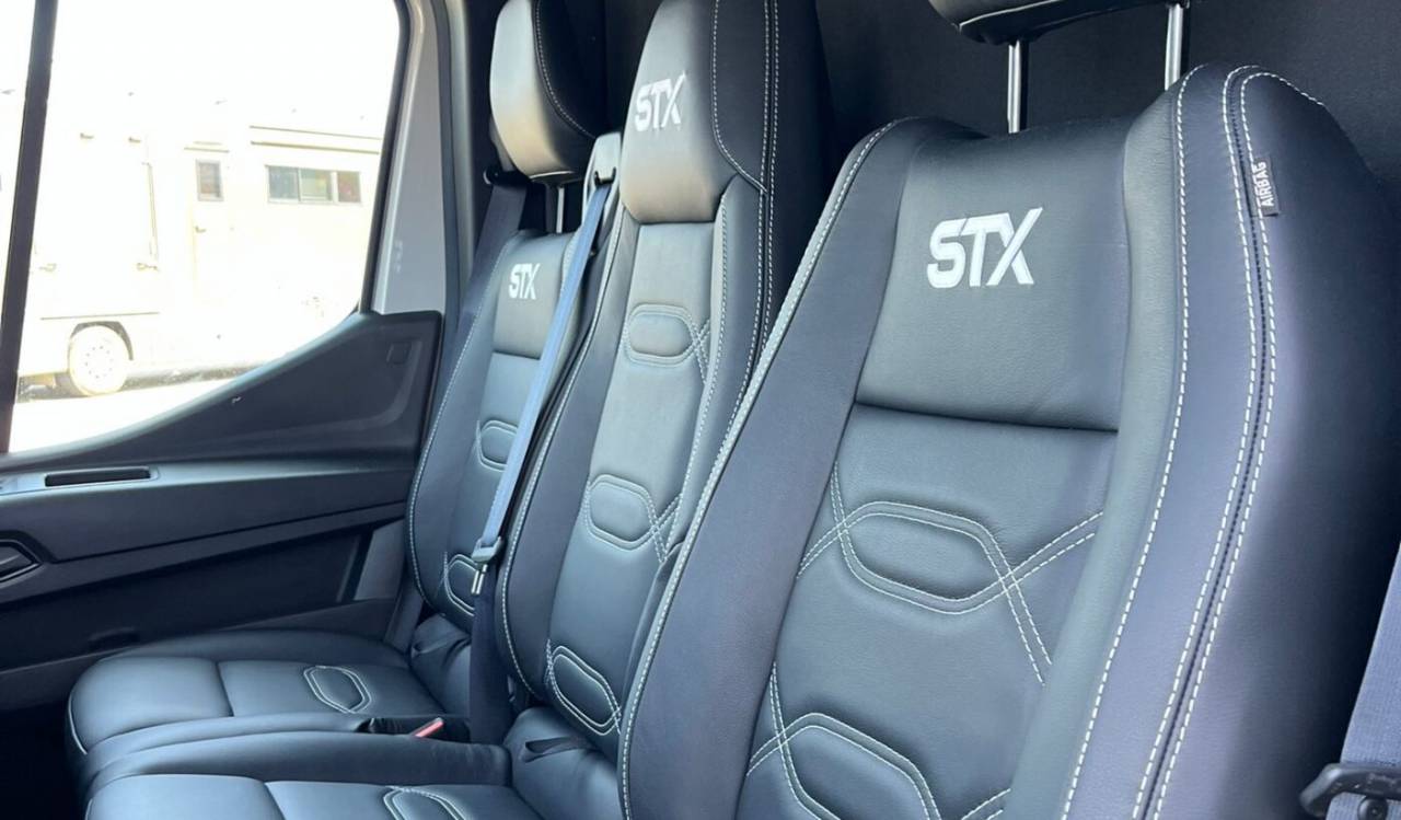 Van per Cavalli STX Master 2025 2025 Nuovo