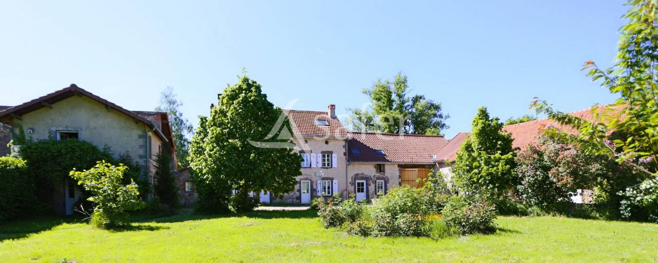 Proprietà equestre In vendita Puy-de-Dôme