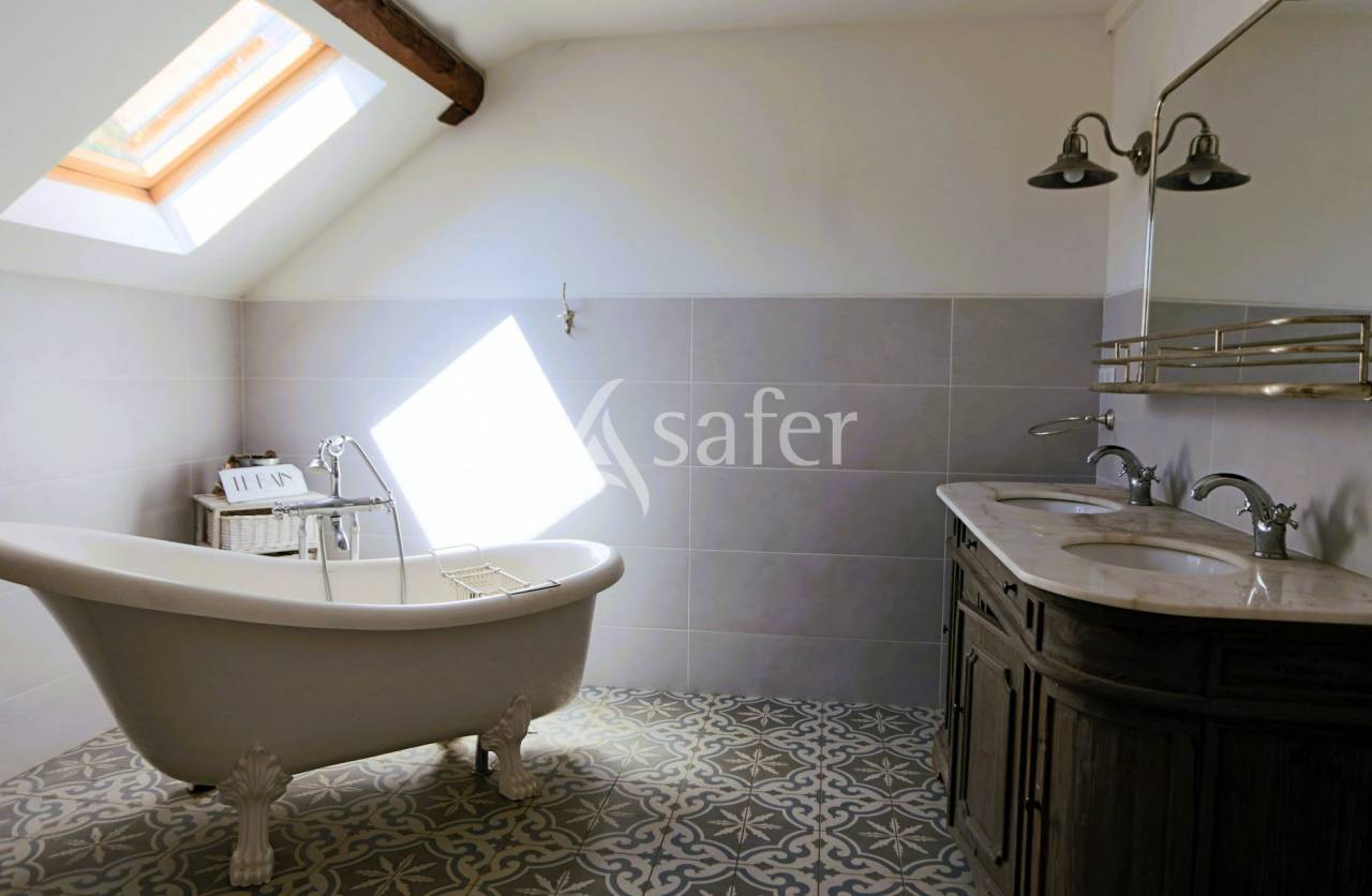 Proprietà equestre In vendita Puy-de-Dôme