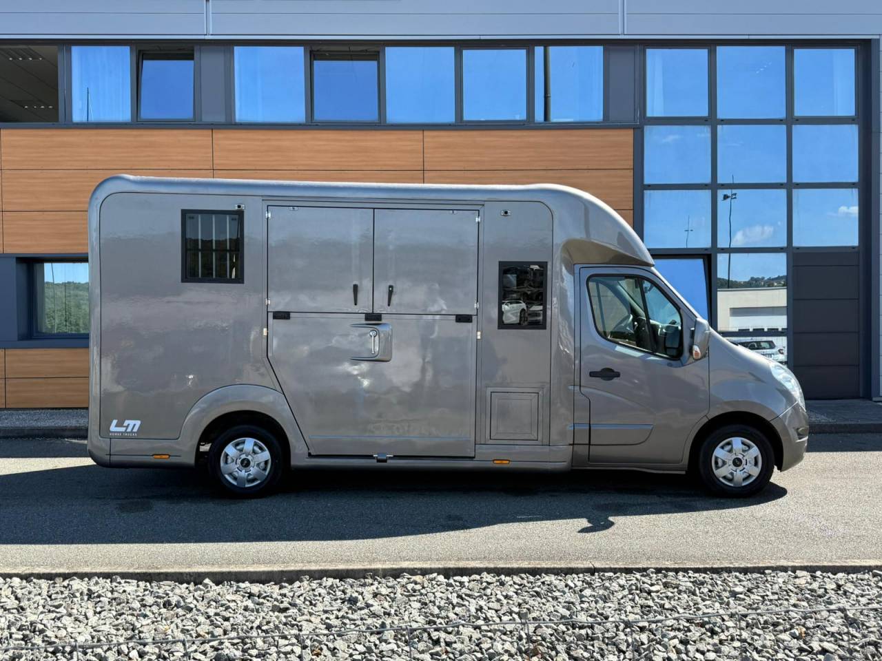 Van per Cavalli STX STALLE 5 PLACES 165CH 2015 Occasione