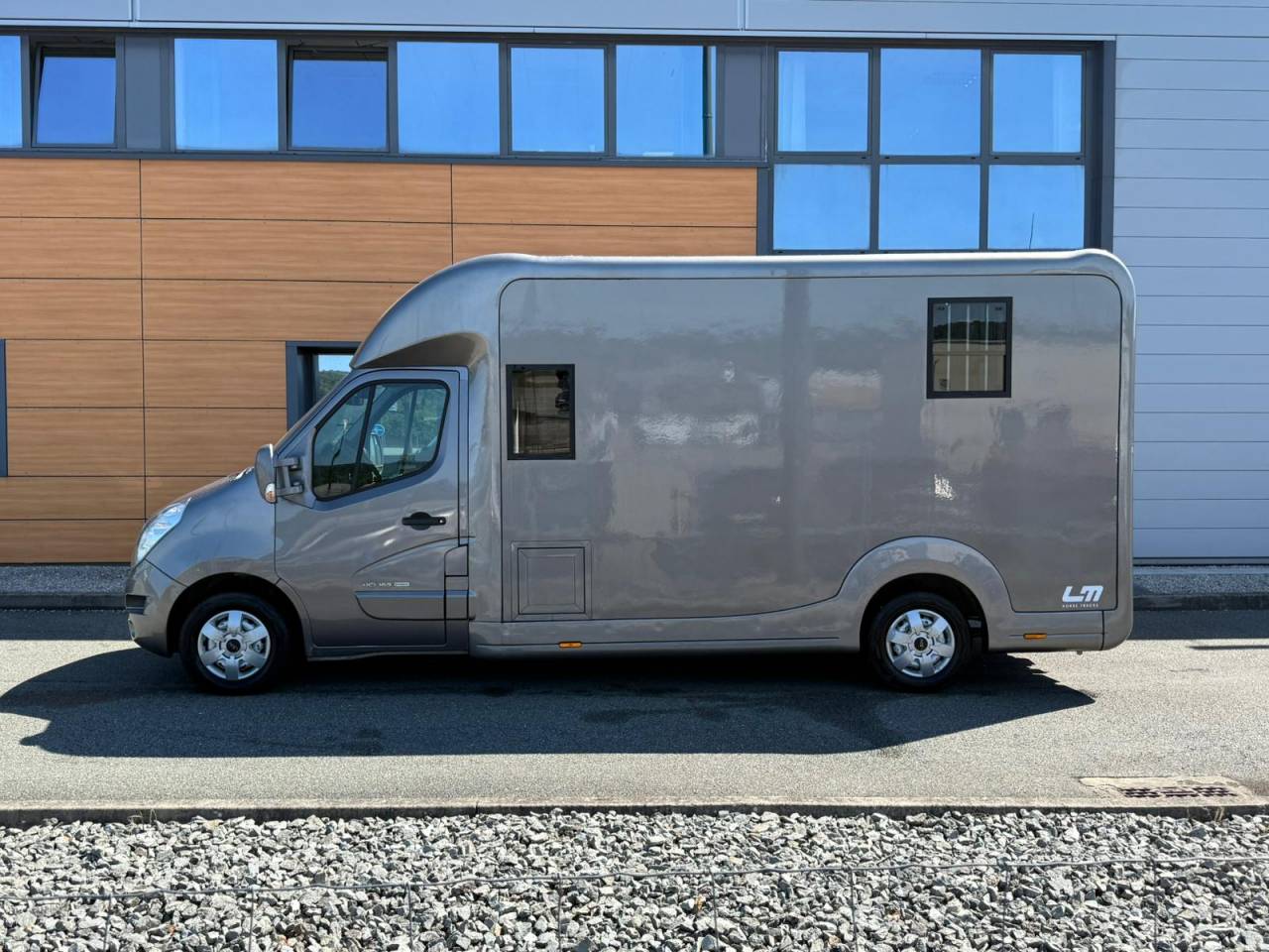 Van per Cavalli STX STALLE 5 PLACES 165CH 2015 Occasione