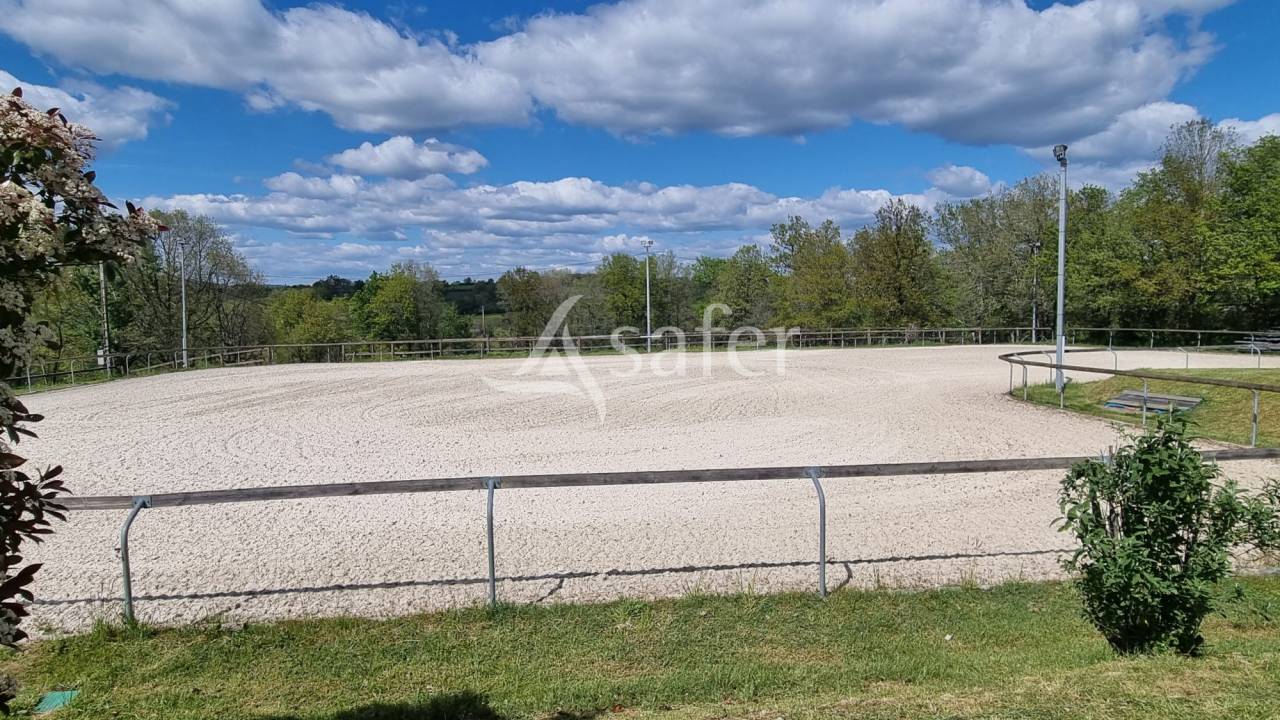 Propriet&agrave; equestre In vendita tarn