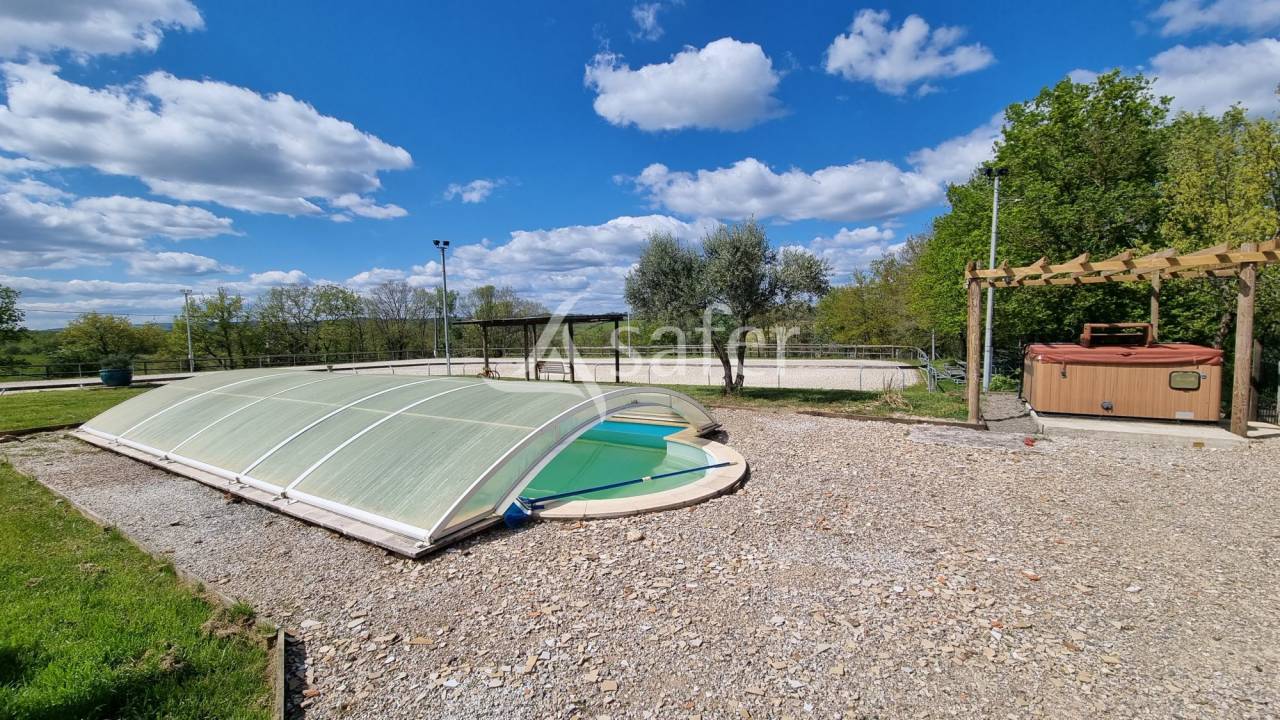 Propriet&agrave; equestre In vendita tarn