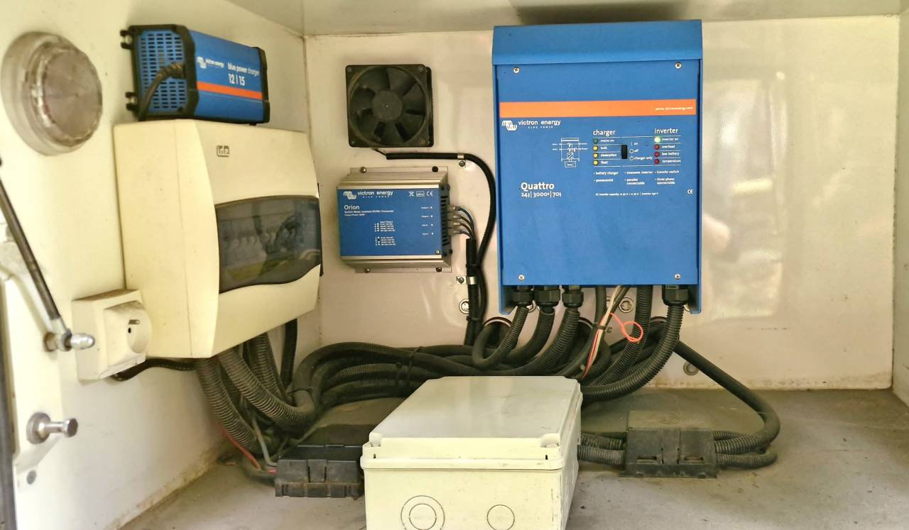 Camion per Cavalli Iveco STRALIS 19/360 2012 Occasione