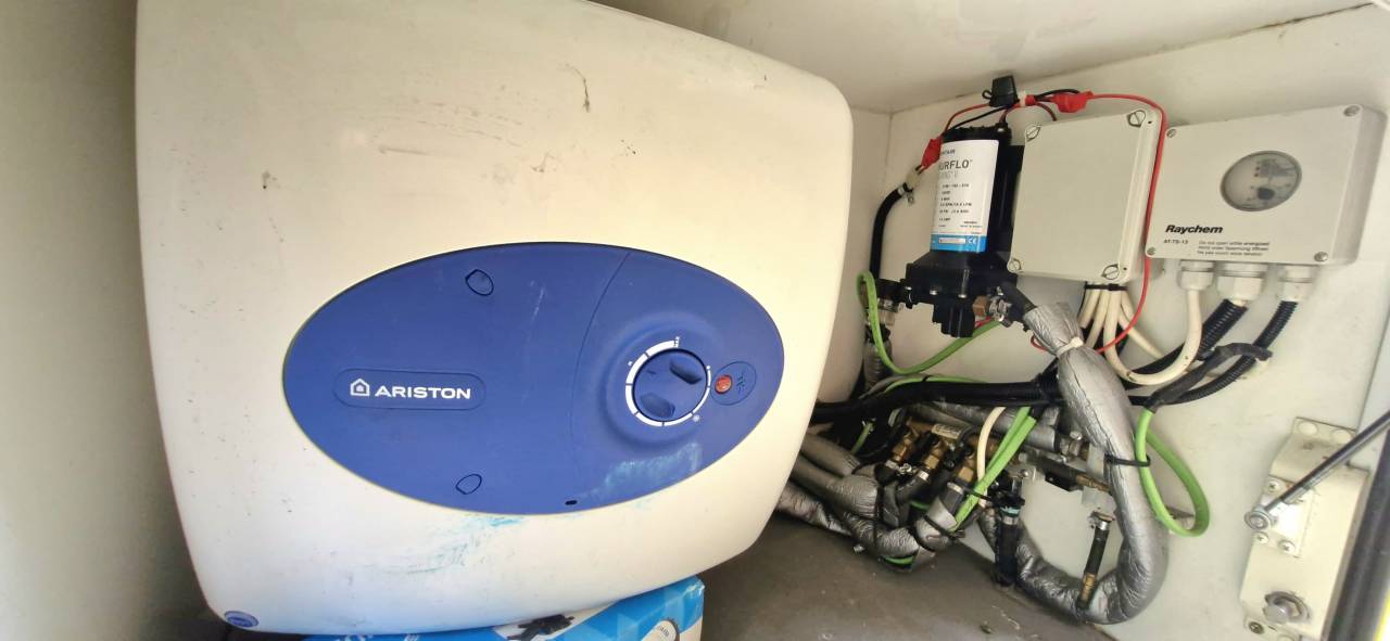 Camion per Cavalli Iveco STRALIS 19/360 2012 Occasione