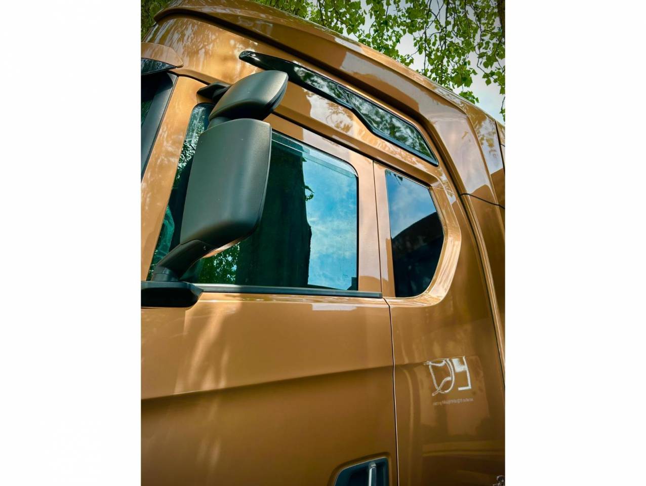 Van per Cavalli Scania EQ S530 2025 Nuovo