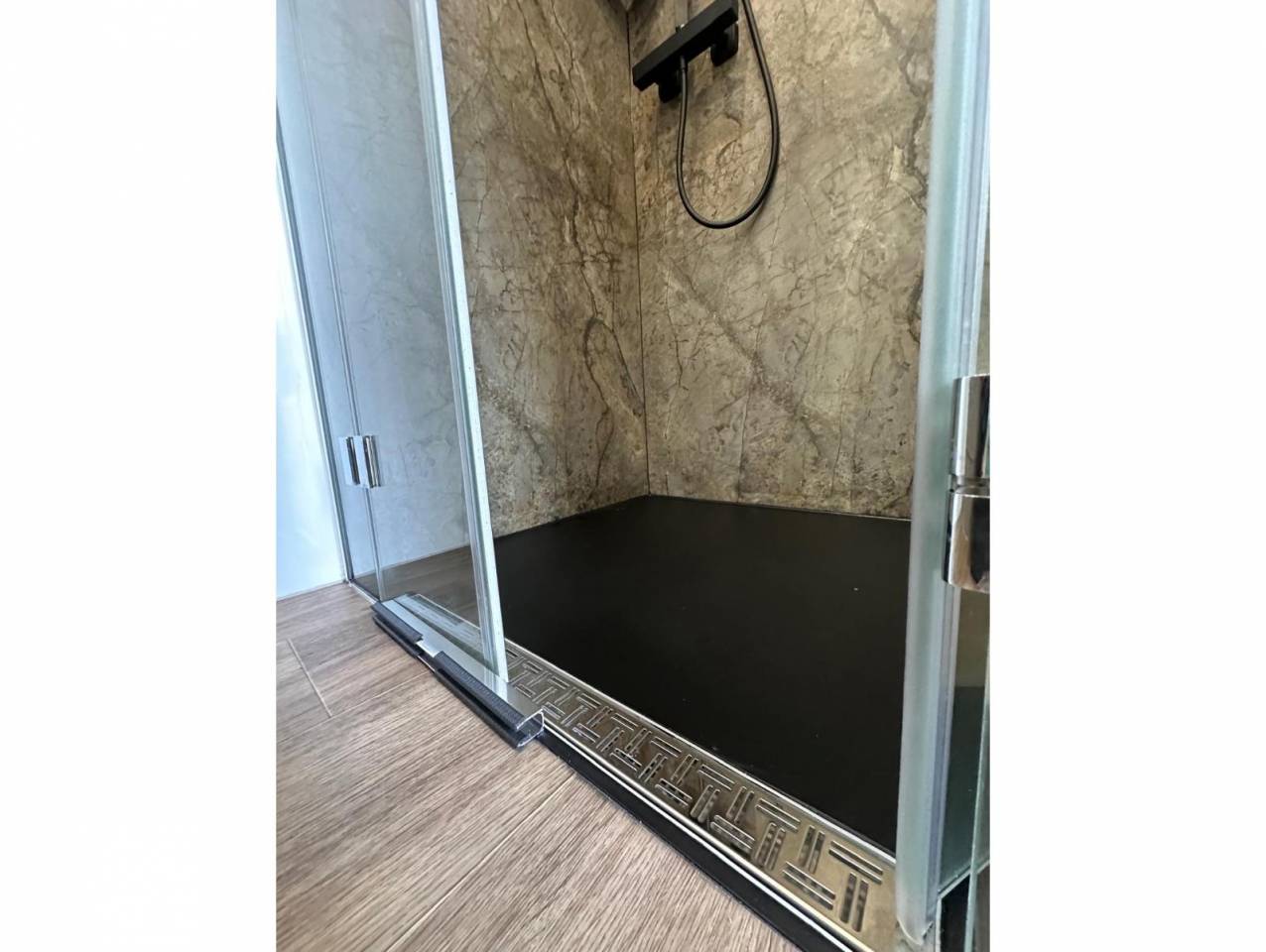 Van per Cavalli Scania EQ S530 2025 Nuovo