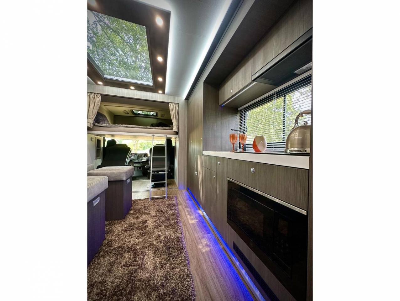 Van per Cavalli Scania EQ S530 2025 Nuovo