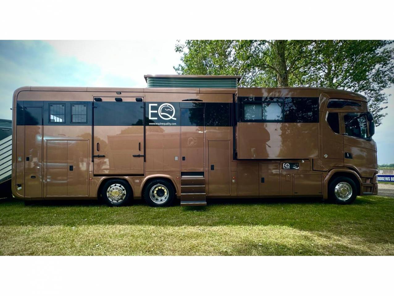 Van per Cavalli Scania EQ S530 2025 Nuovo