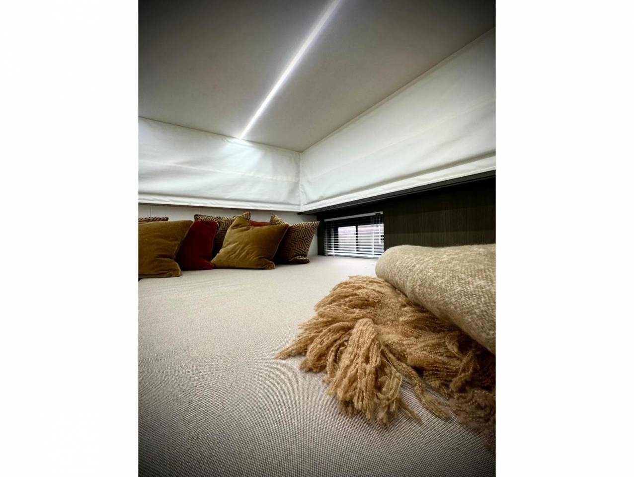 Van per Cavalli Scania EQ S530 2025 Nuovo