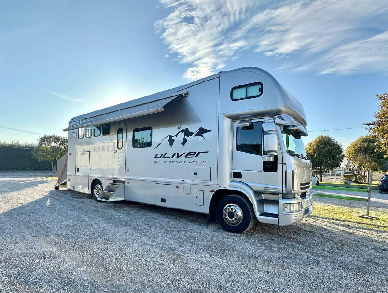 Camion per Cavalli Trans Box eurocargo  2006 Occasione
